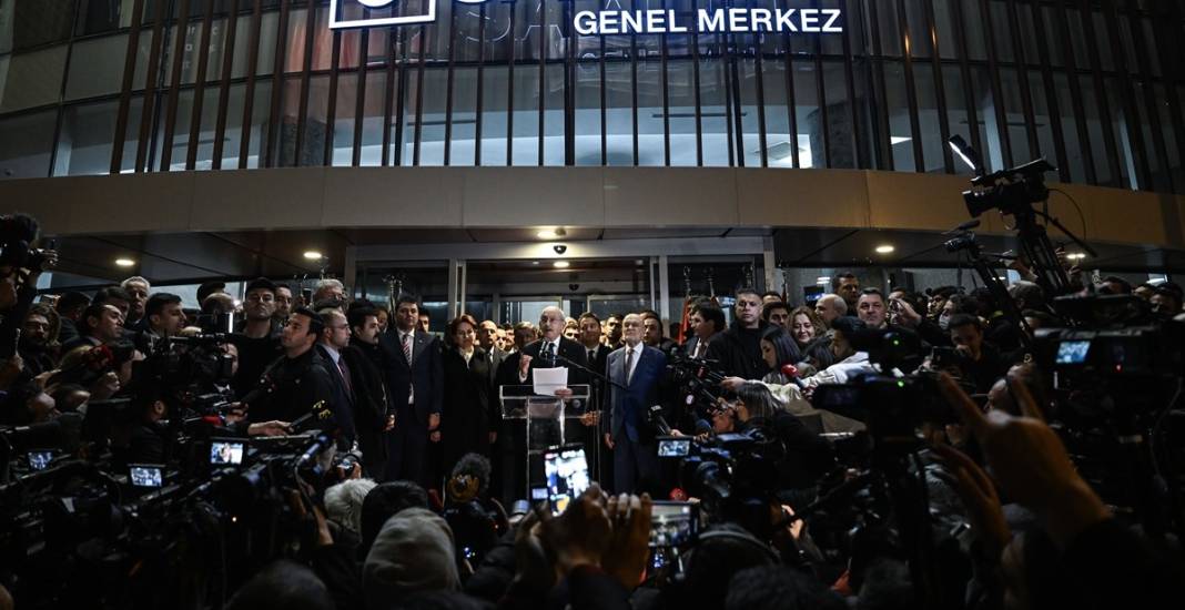 11 yıl önceki paylaşımı şaşkınlık uyandırdı! İmamoğlu yıllar önce bugünleri öngörmüş 11